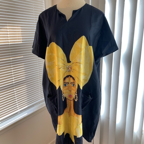 Print loose black mini dress with pockets - Picture 2 of 3